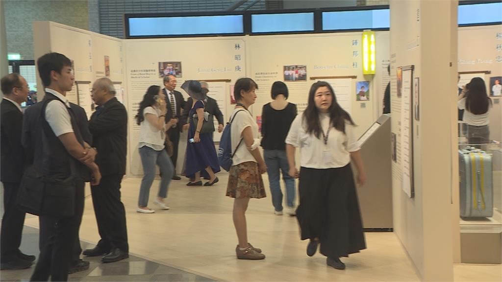 看見典範-台灣科研創新與成就特展　李遠哲親臨剪綵
