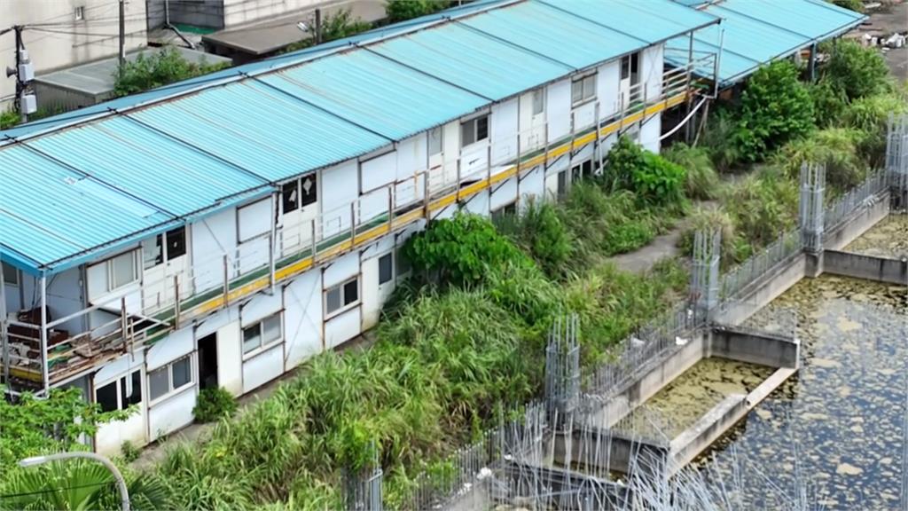 基隆海生館預定地工寮違建　荒廢八年！颱風來終於拆除
