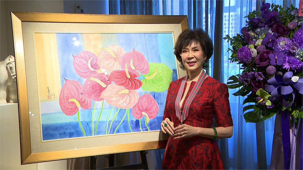 「最美主持人」白嘉莉獲頒文藝獎章 透露未來不再主持節目