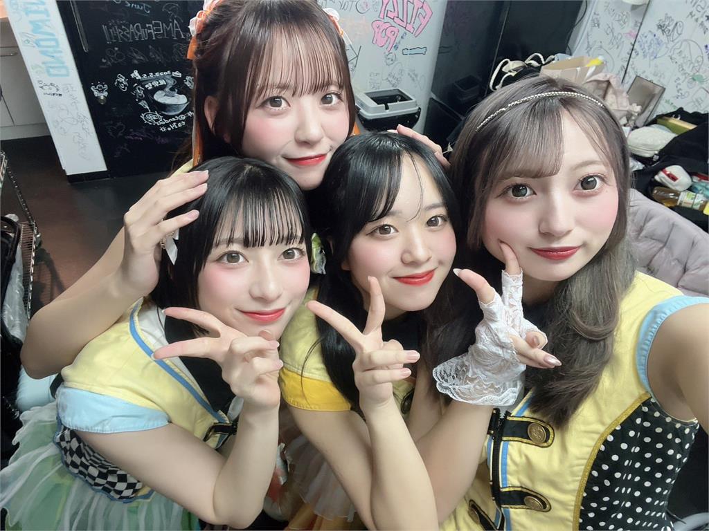 票價才147元!偶像女團辦見面會「竟0人到場」5正妹低頭、捂臉哭全被拍