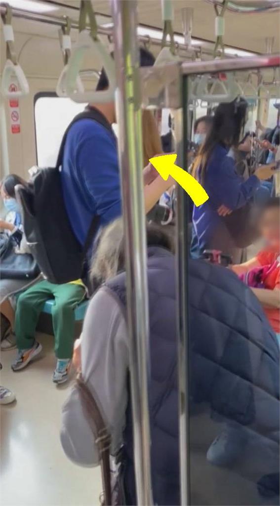 年輕人不該佔博愛座!阿婆「有位不坐」硬趕南韓客 被制止還嗆:本就該這樣