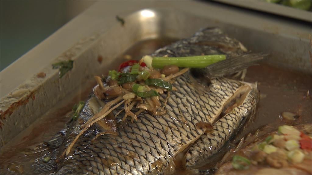 夾自助餐3主菜6菜要價600元 網友直呼「亂喊價」店家澄清這樣說