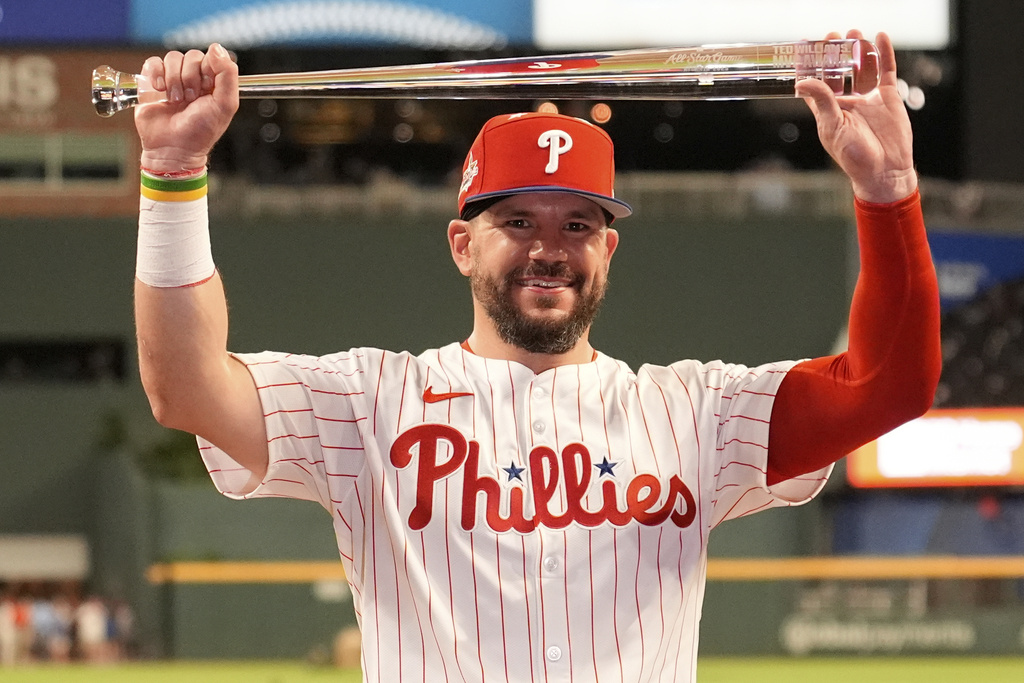 MLB(影)／三轟封神不忘初心！費城人重砲史瓦伯為國聯奪勝、也為社區點燈