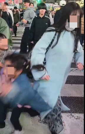 澀谷撞飛台灣女童!大媽遭肉搜是「慣犯」還疑發文辯:趕時間無惡意