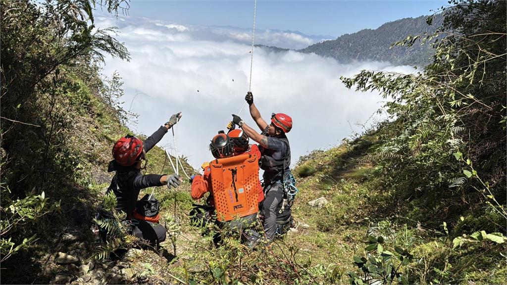 快新聞／遺體驚現「深80層樓」斷崖！山友單攻西巒大山　失聯5天被尋獲