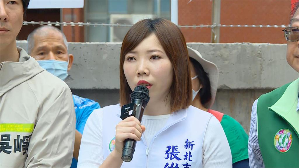 快新聞/拚翻轉深藍票倉!民進黨路口掃街挺罷團 吳崢喊:不屈服惡勢力