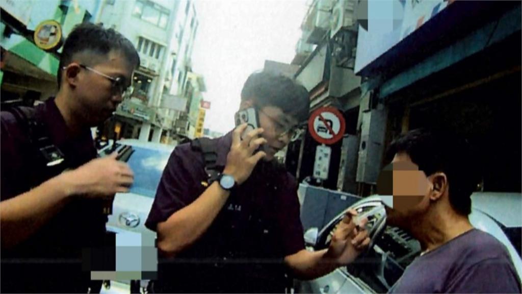 毒駕逆向撞小貨車再追撞轎車 遇警盤查還加速逃逸