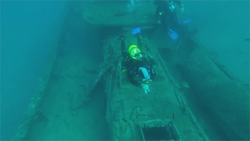 潛入海地觀看戰爭沈船　土耳其海底博物館開幕