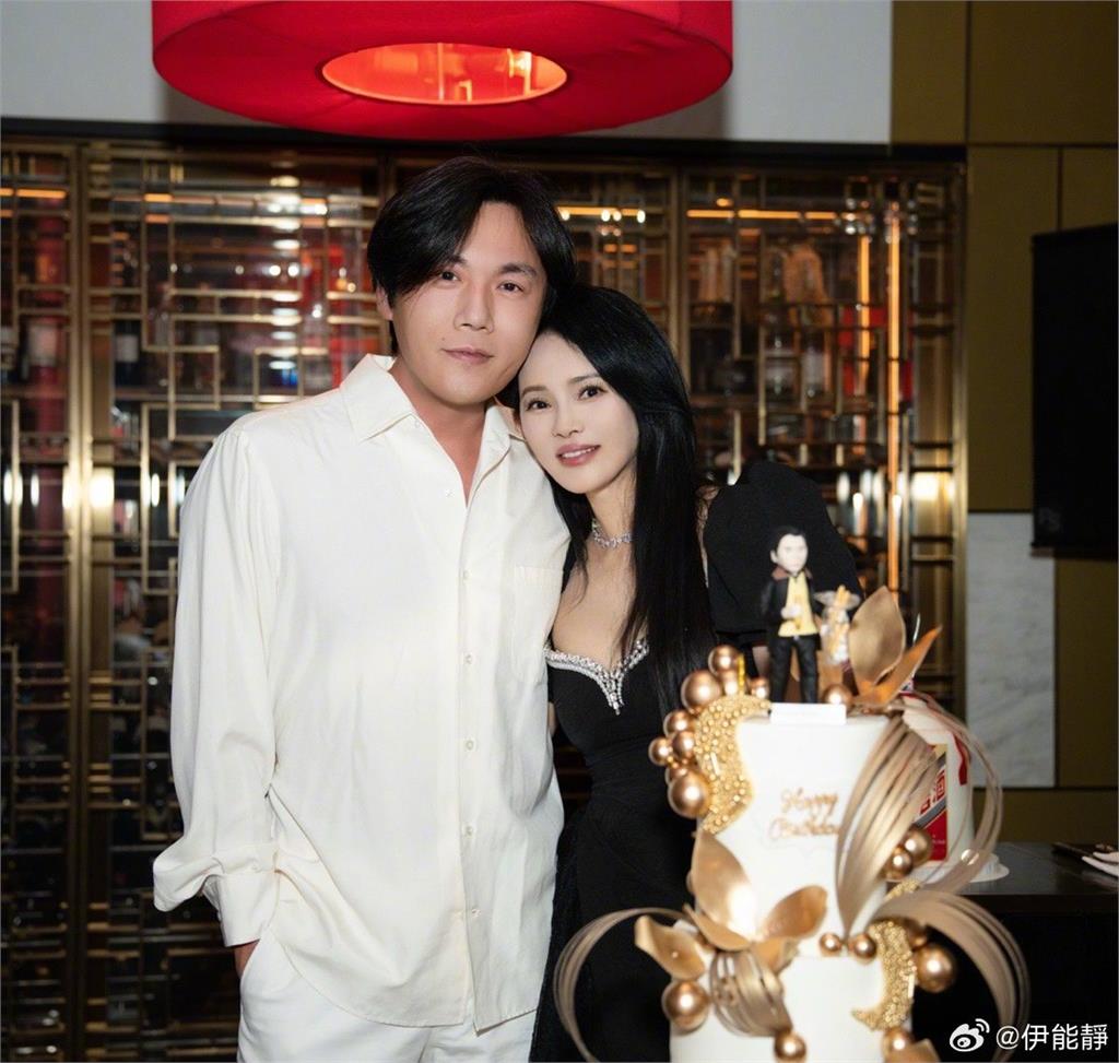 才喊「獨一無二」破婚變!伊能靜拍廣告近照流出「真實狀態」曝光