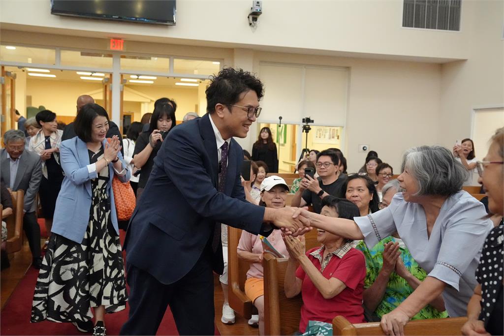 快新聞／沈伯洋魅力無法擋！華府演講受熱烈歡迎　倡城市外交強化國家韌性