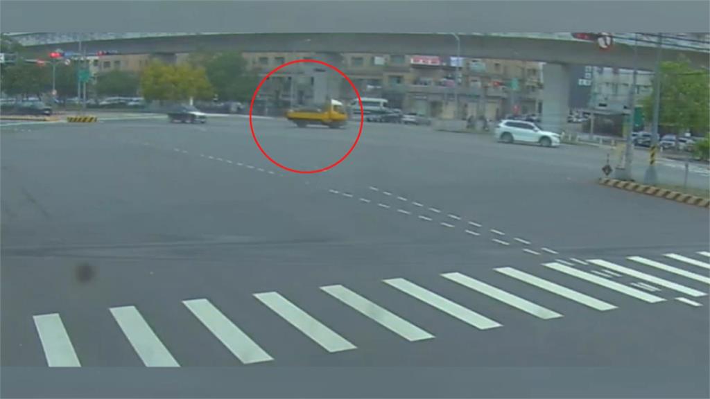開工程車撞車找同事頂包！　肇事移工逃逸仍被逮