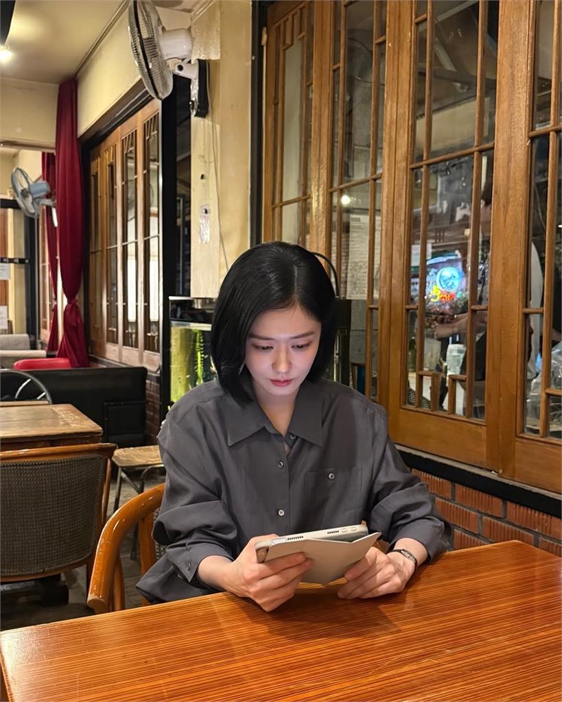 45歲張娜拉太不科學 「零法令紋」近照曝上熱搜
