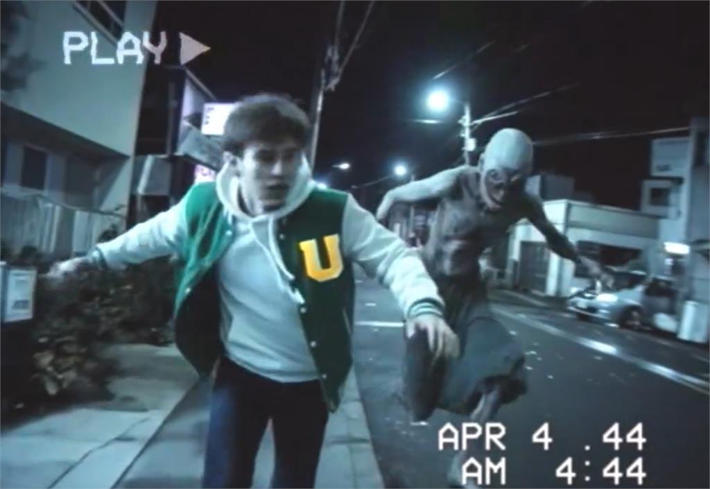 美國3屁孩「惡搞東京」墜入靈界！台灣之光《鳥居TORII》勇奪國際AI殊榮