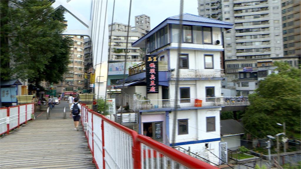 玉里橋頭臭豆腐「臭」到居民不敢戶外曬衣! 碧潭店再挨罰六千元