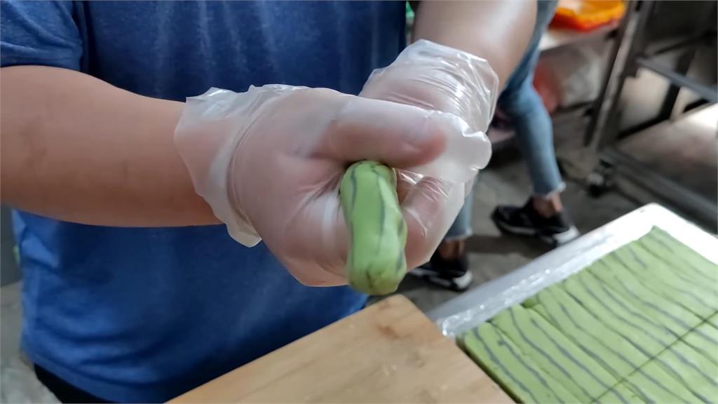 製作「西瓜地瓜球」吸全球百萬人搶看！網讚療癒畫面：台灣人是吃的奇才
