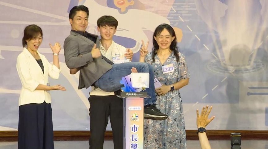 快新聞／蔣萬安大兒子錄取建中　父子開學後將成「高中學長學弟」