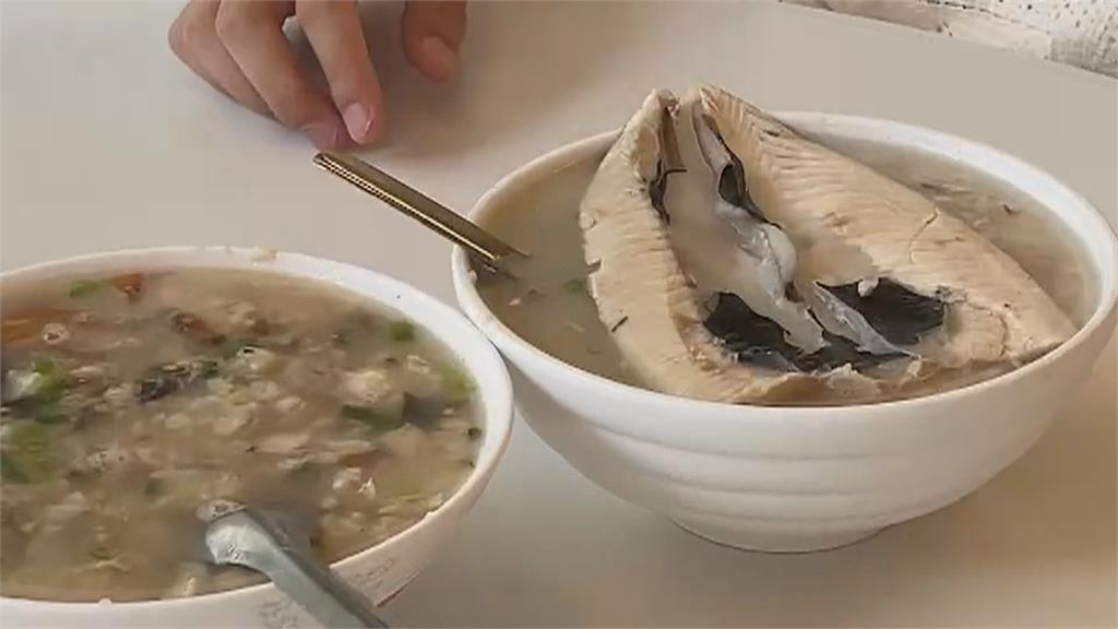 阿堂鹹粥昔嘆「賣1片虧1片」挨轟矯情!在地人推這間:魚+小卷才90元
