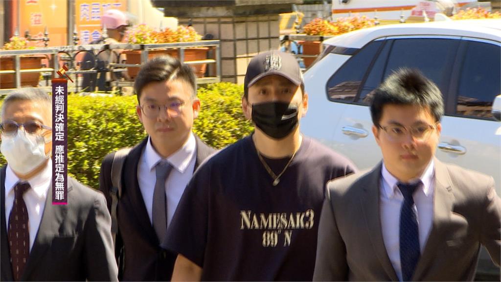 王大陸搭豪車、名錶出庭不認罪　甩鍋好友辯稱「只有叫對方找人」