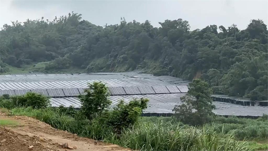 違法開墾! 高雄大樹"和山光電場"豪雨狂炸邊坡崩落