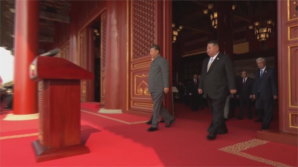 中共憂閱兵焦點被分散？　金正恩訪中5日「愛女疑被消失」