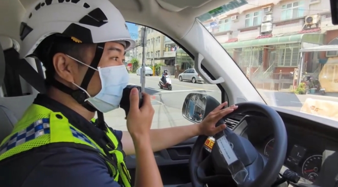 分秒必爭！救護駕駛甘苦談　最怕飛車過紅燈路口撞車