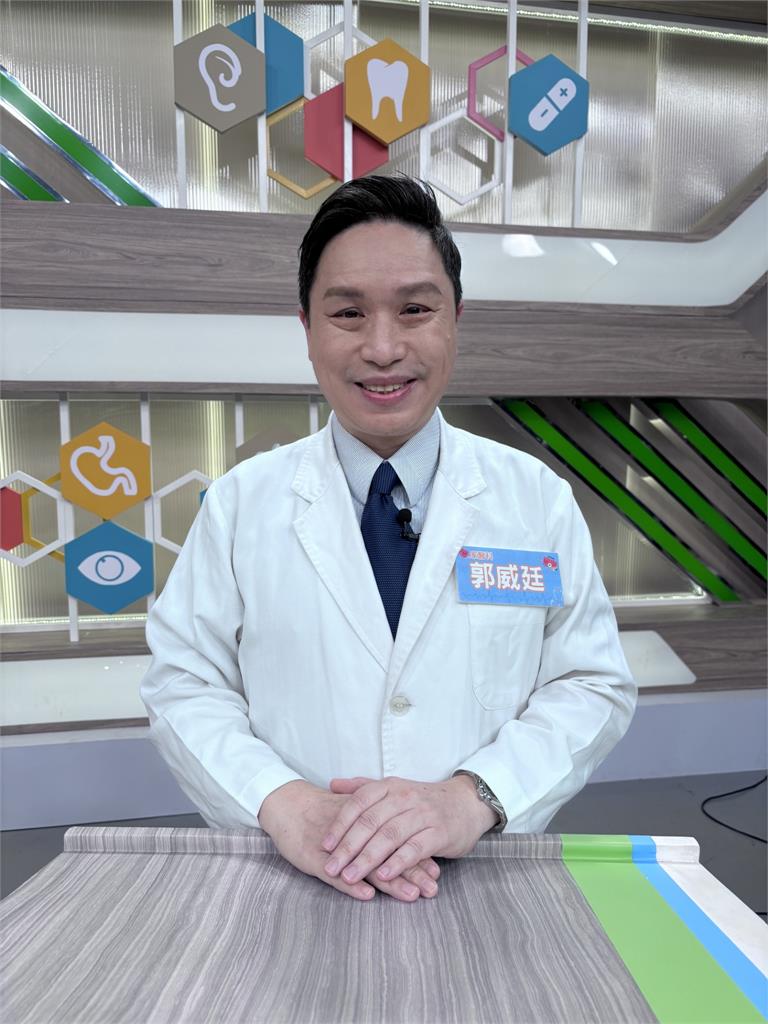 《醫學大聯盟》白雲手術隔天就錄影！忍痛撐得住不想讓人失望