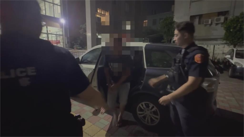 台南傳槍響!轎車拒檢狂飆逃竄 警開兩槍逮強盜通緝犯