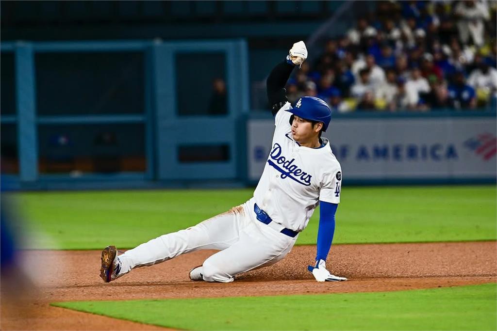 MLB(影)/大谷生涯150盜出爐!羅伯斯:最好避免讓左手觸地