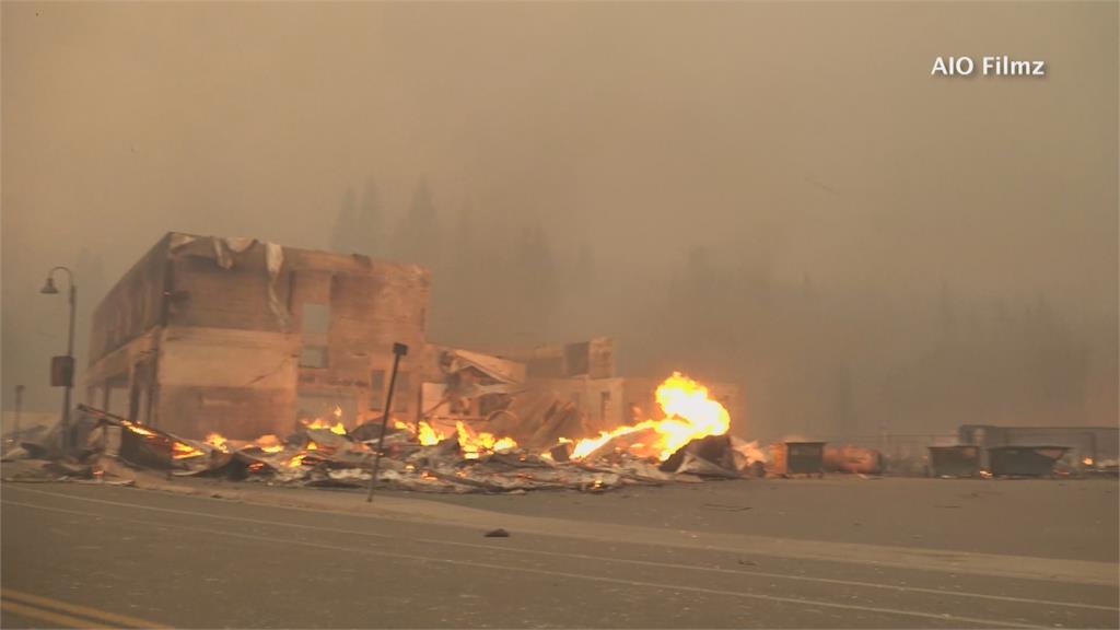 北加州野火燒不停！　百年淘金小鎮「格林維爾」化為灰燼