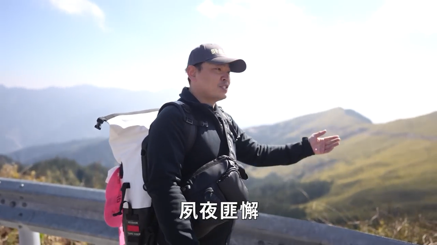 挑戰騎重機環半島!韓男登武嶺高唱台灣國歌 網感動狂讚:起雞皮疙瘩