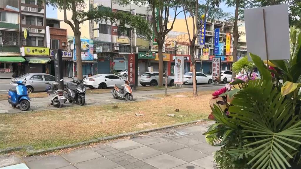 見前妻上男友人車 醋意大發 男子「機車打橫」攔車爆衝突