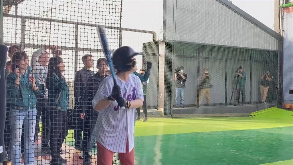 蕭美琴合體黃捷、李柏毅揮棒 拚高雄立委全壘打