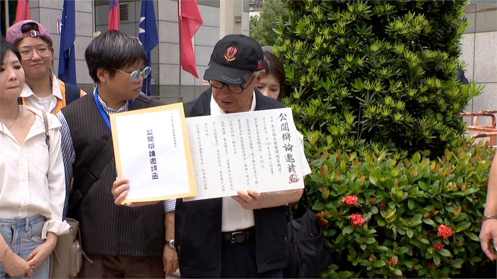 開戰!點名朱立倫、傅崐萁 曹興誠赴國民黨中央送「辯論帖」