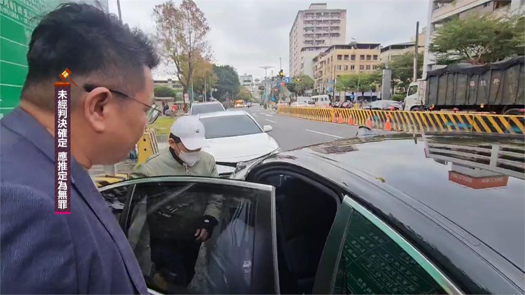 捲肇逃案首開庭! 黃子佼"換衣服"不認罪 雙方達和解