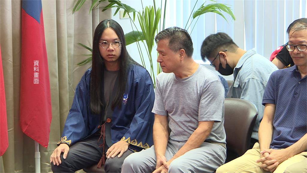 中捷砍人案高中生康復 親揭為何不逃 喊:不相信有人在捷運砍人