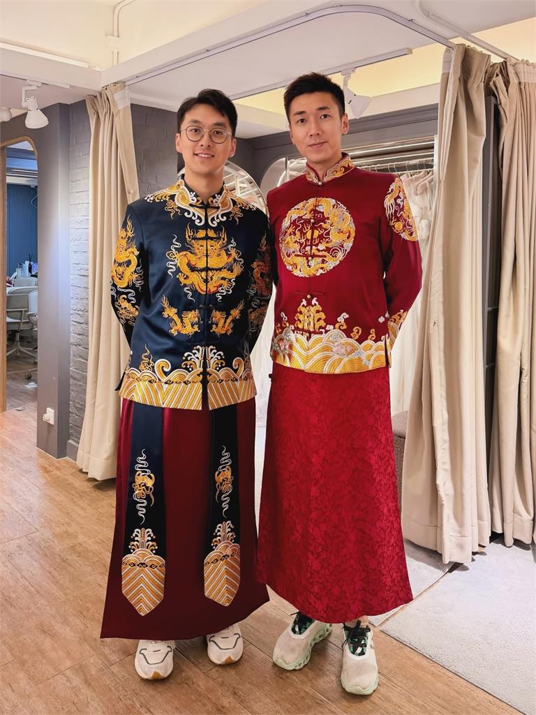 前男主播「14年前出櫃」遭母威脅！認愛6年男友PO放閃照：要結婚了