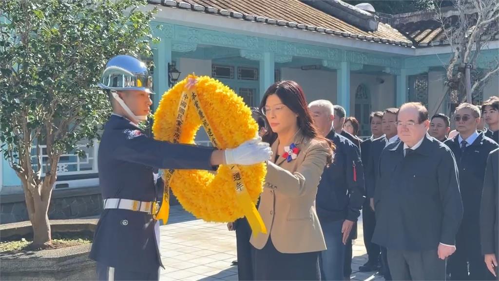 追思共諜續燒！鄭麗文慈湖致敬　鍾佳濱酸「兩蔣地下氣到跳腳」