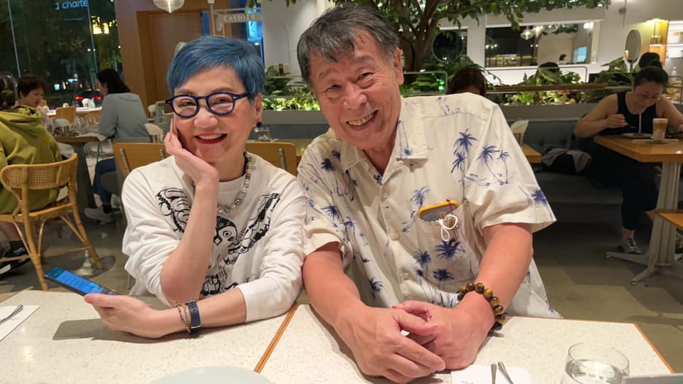 張小燕罕見露面合體陳美鳳 近況曝光笑容燦爛 張小燕「已讀不回」黃子佼離婚風波!合體陳美鳳「罕露燦笑」最新近況曝光