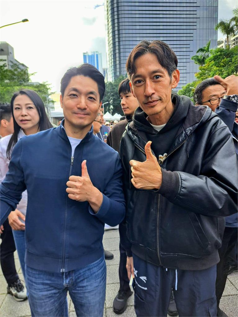 唐治平喪母1年後重新出發！PO比V笑臉照「最新近況曝光」網讚：型男回歸