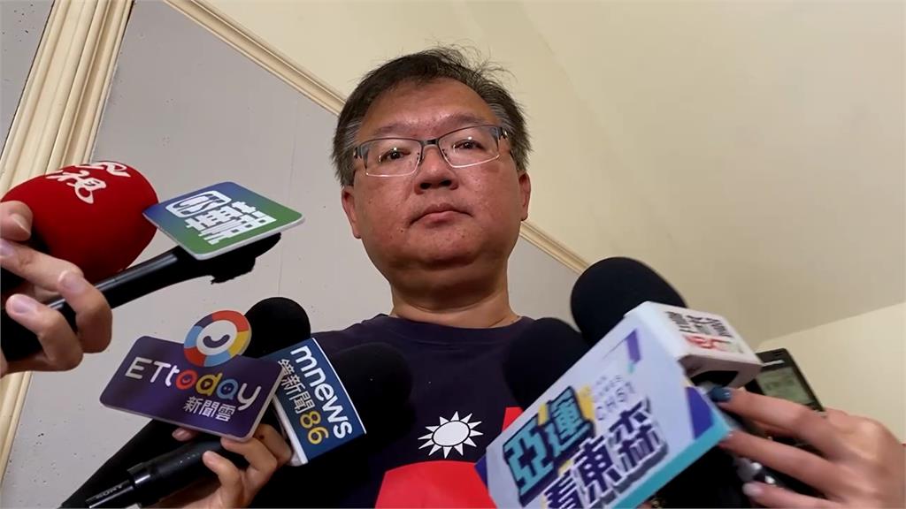 快新聞/郭台銘傳今宣布參選總統 藍委:若無法整合就「兄弟登山各自努力」