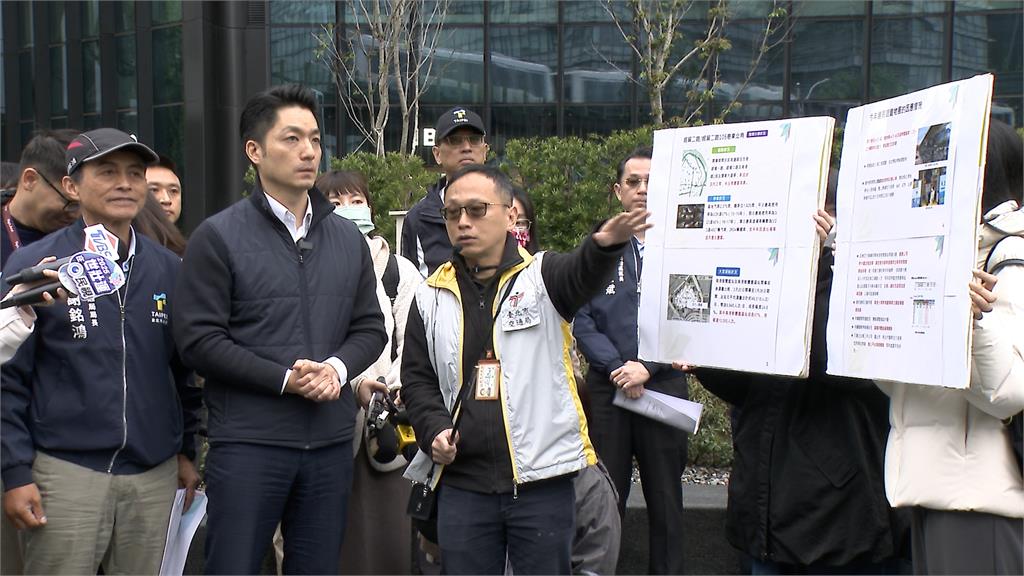 蔣萬安視察南港LaLaport交通 議員憂清明連假成「內湖2.0」