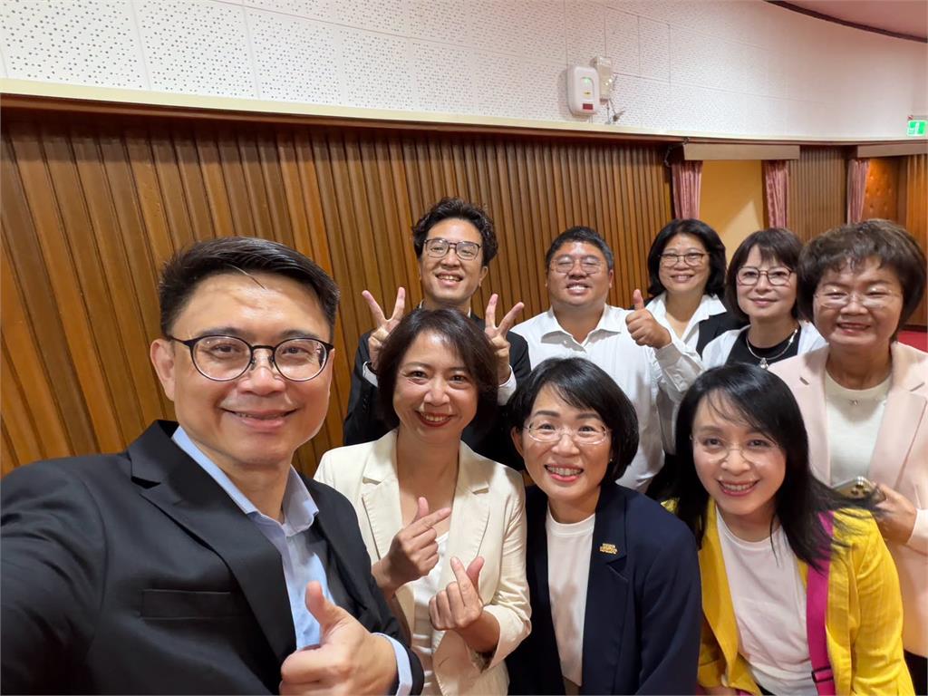 快新聞／柯文哲將赴高雄輔選！陳其邁大方歡迎　再曝將合體賴瑞隆、沈伯洋