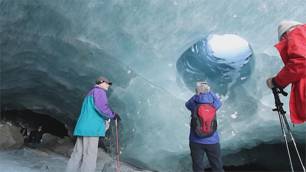 瑞士最大冰河「莫特瑞許冰河」　遊客爭相一睹融化前美景