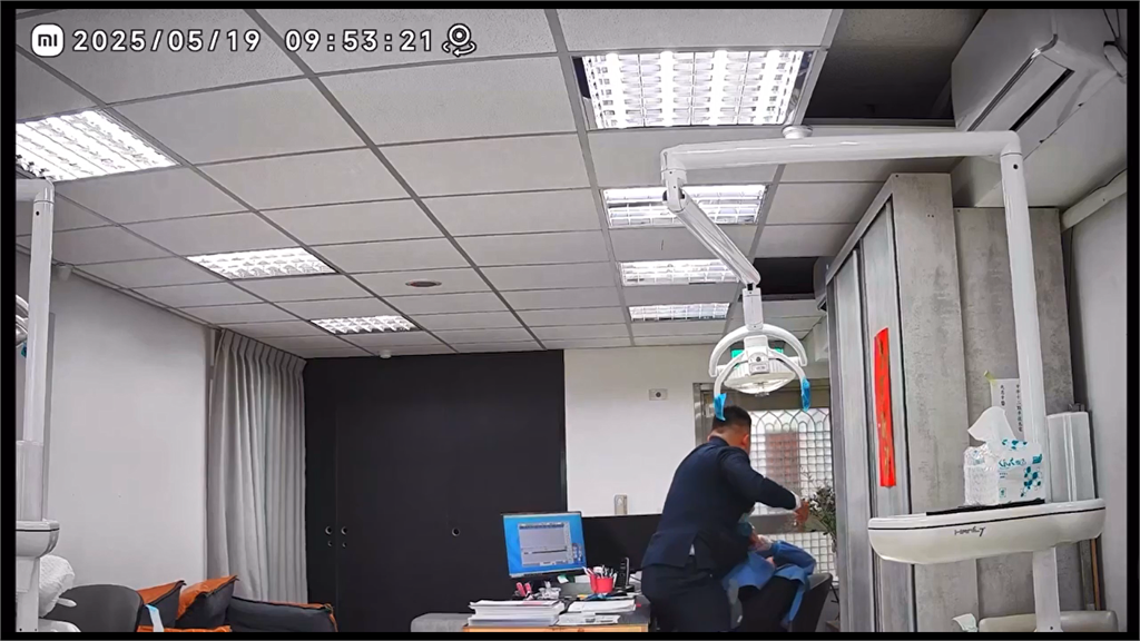 快新聞/驚悚60秒!周男洗牙稱「太痛」狂毆牙醫 滿手鮮血恐怖畫面曝光