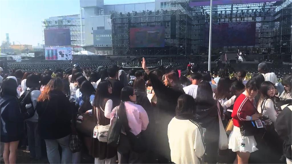 高雄櫻花季開跑 天天有大咖、粉絲期待