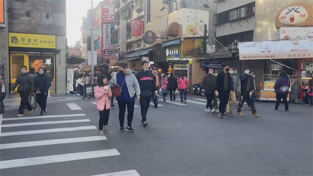 不滿紅線違停被警開單! 男子亮身分證嗆是「蕭家淇兒子」