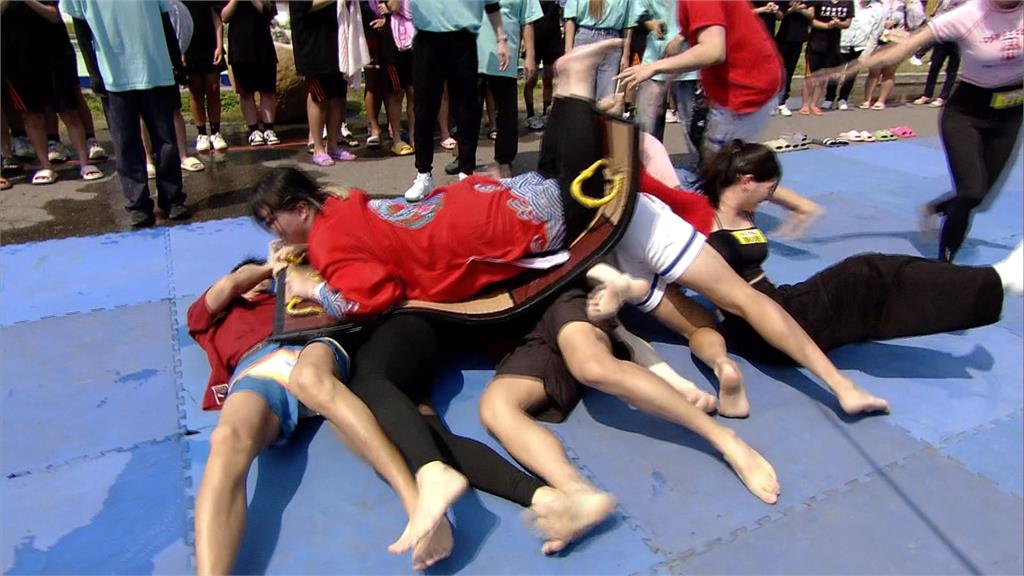 綜藝節目搭上媽祖熱　融入媽祖渡海來台橋段　笑聲不斷