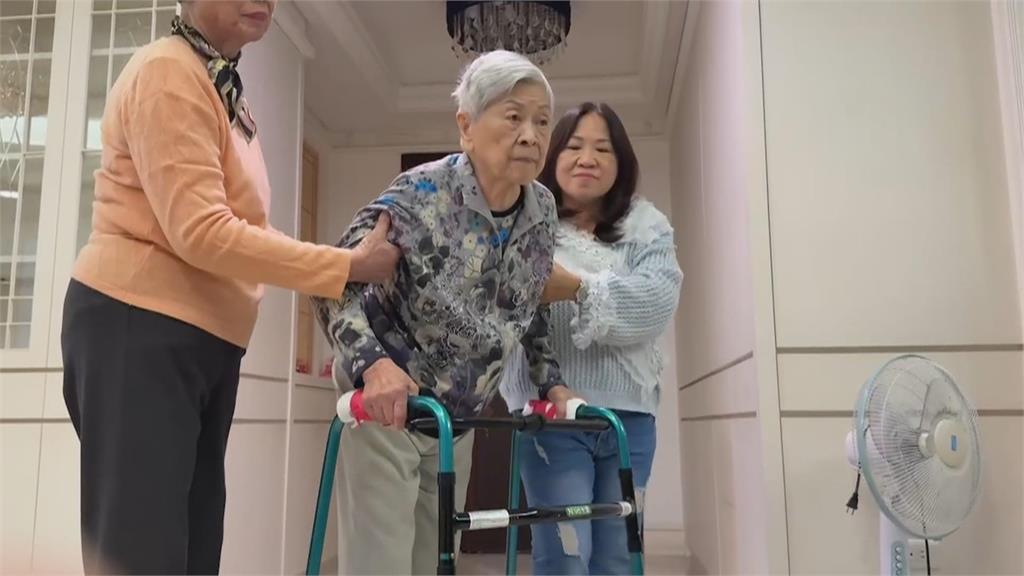百歲人瑞回母校 真實身分大公開竟是陳時中姑媽