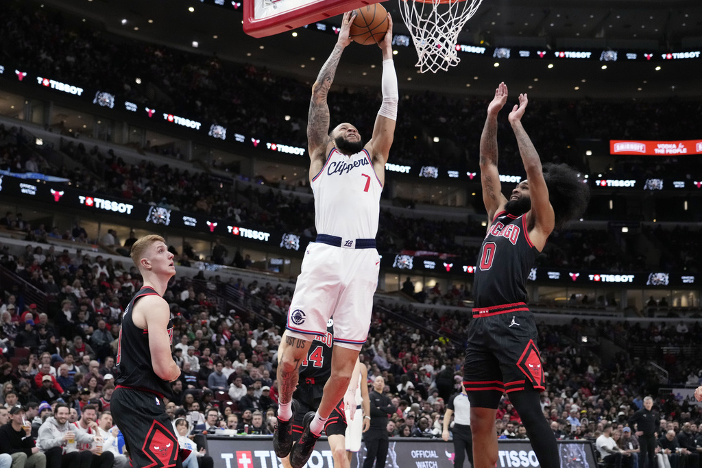 NBA(影)/大鬍子Harden最後14秒致命3分球 快艇客場力克公牛