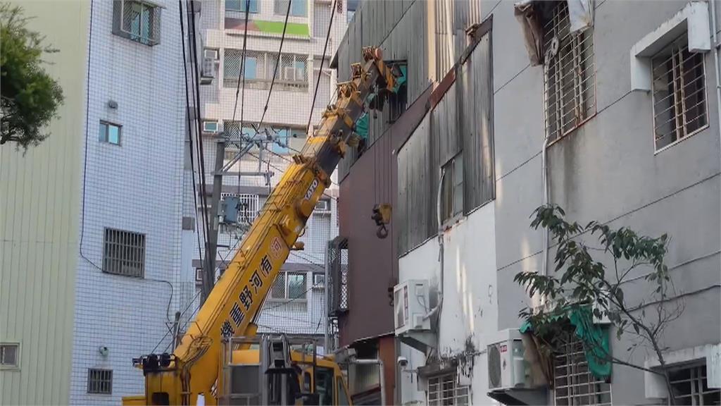 台南工人觸電亡　吊掛鋼板誤觸高壓電纜當場喪命